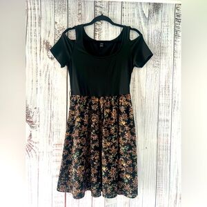 SHEIN women’s floral dress for sale - size M